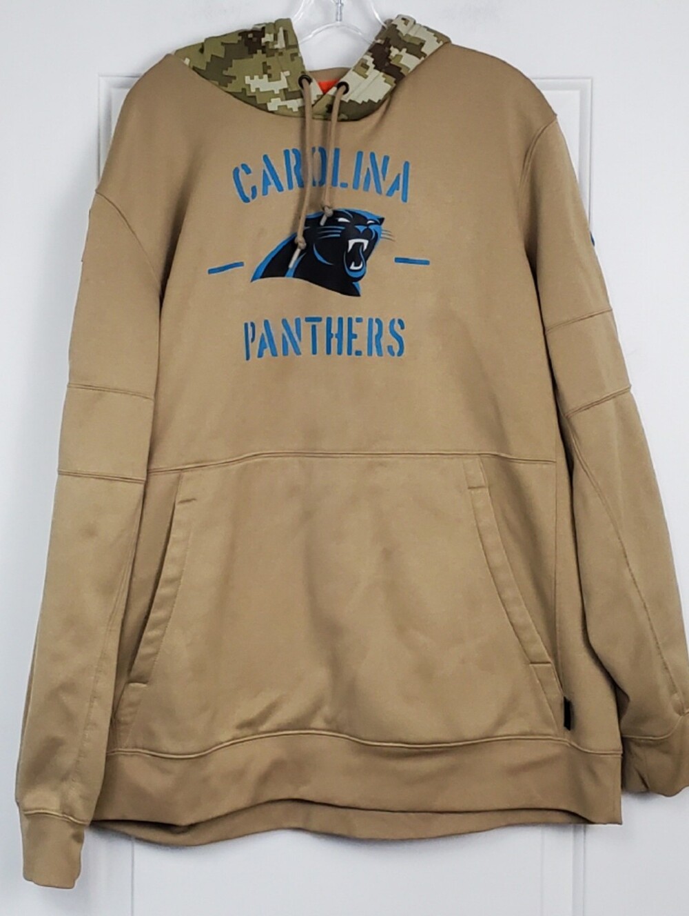 Nike NFL Carolina Panthers Salute To Service On-Field Camo Hoodie Size XL - GUC